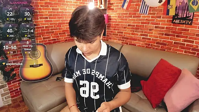Thiago_Kozak Pertunjukan Webcam