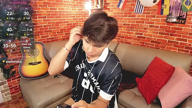 Thiago_Kozak Webcam show