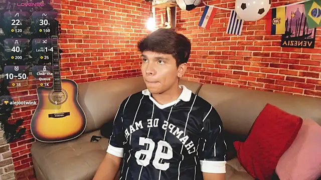 Thiago_Kozak Webcamshow
