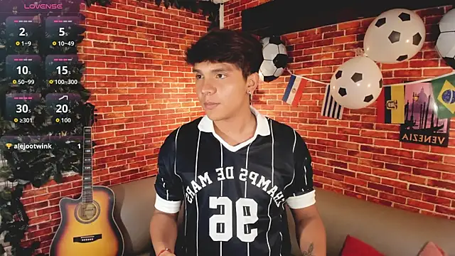Thiago_Kozak Webcam Show