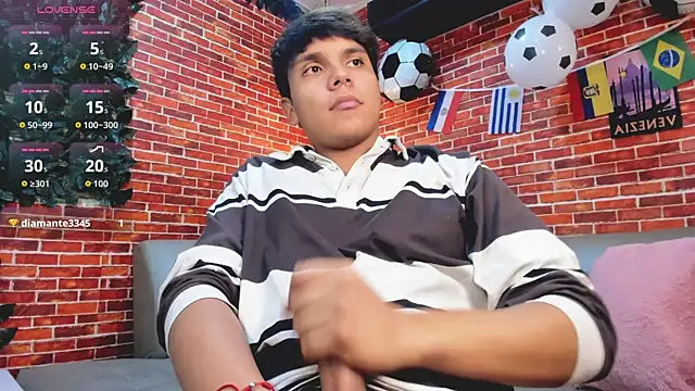 Thiago_Kozak ওয়েবক্যাম শো