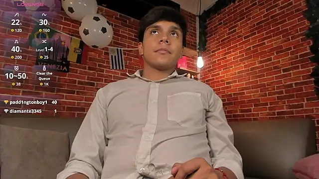 Thiago_Kozak's Webcam Show