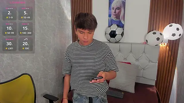 Thiago_Kozak Pertunjukan Webcam