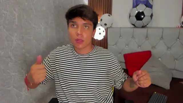 Thiago_Kozak Webcamshow