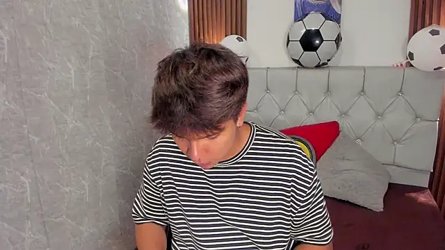 Thiago_Kozak – webcam-show