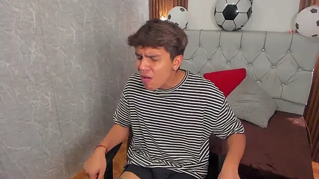 Thiago_Kozak Webcam show