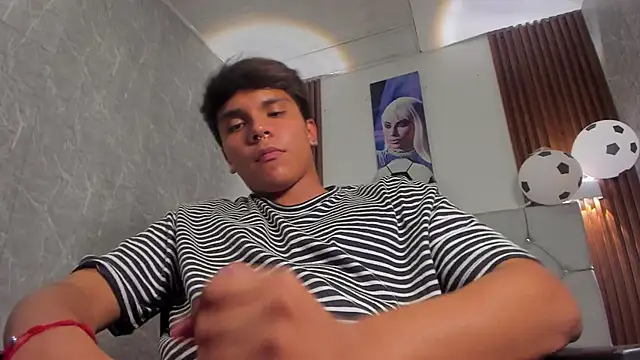 Thiago_Kozak Pertunjukan Webcam