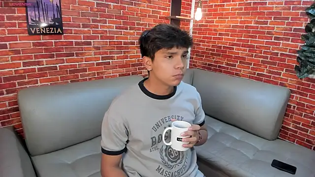 عرض كام Thiago_Kozak