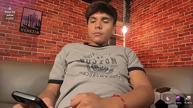 Thiago_Kozak's Webcam Show