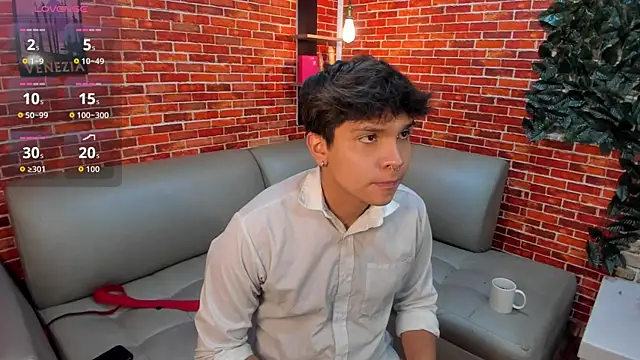 Thiago_Kozak Pertunjukan Webcam