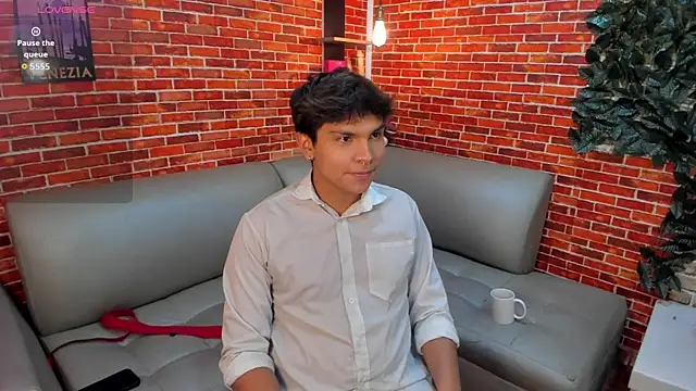 Thiago_Kozak Webcamshow