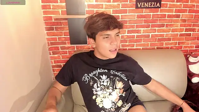 Thiago_Kozak Webcam-Show