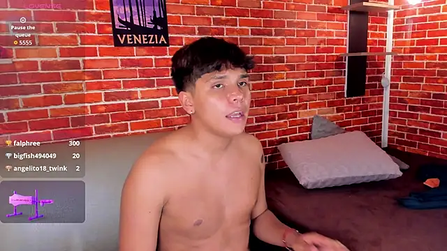 Thiago_Kozak Webcam Show