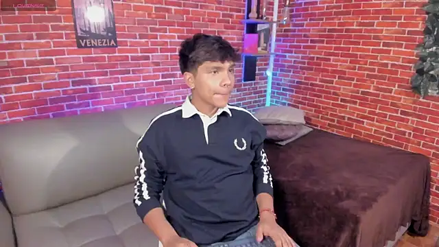 Thiago_Kozak Show Webcam