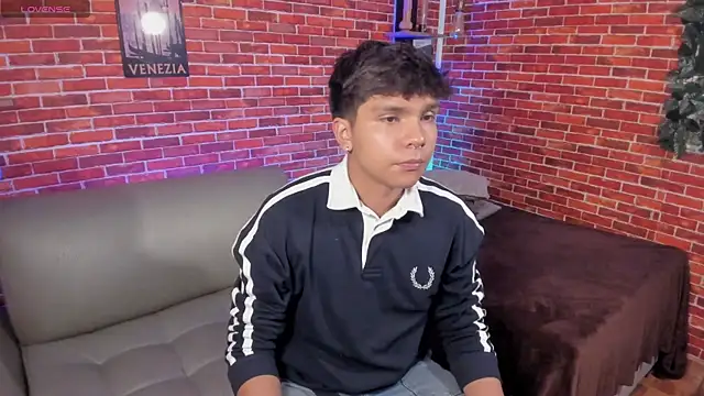 Thiago_Kozakn Webbikameraesitys