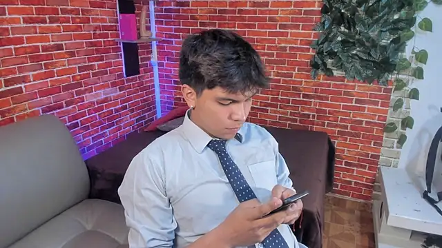 Thiago_Kozak Webcamshow