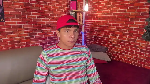 Thiago_Kozak Webcam Show