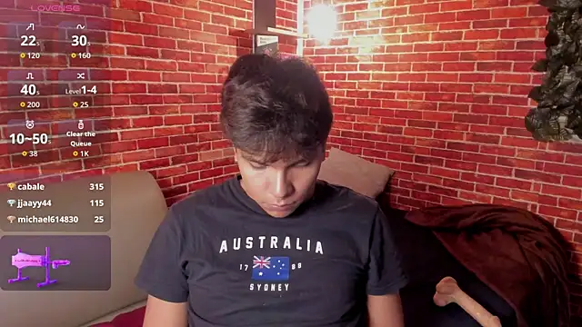 عرض كام Thiago_Kozak