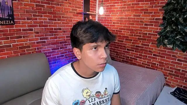 Thiago_Kozak Webcamshow