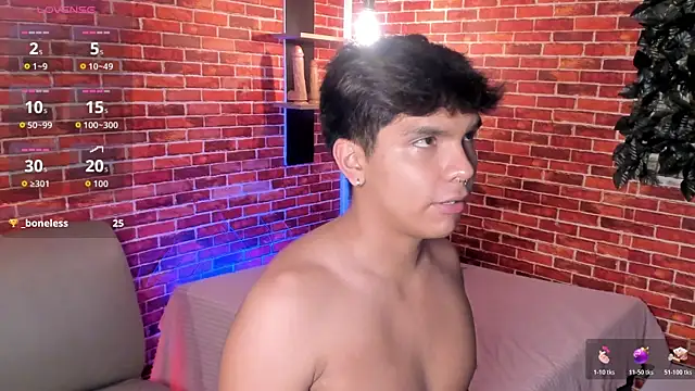 Thiago_Kozak Webcam-Show