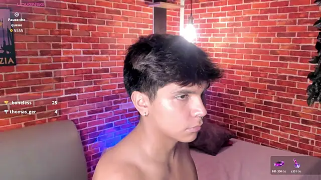 Thiago_Kozakn Webbikameraesitys
