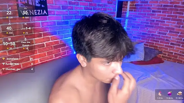 عرض كام Thiago_Kozak