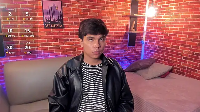 Thiago_Kozak's Webcam Show