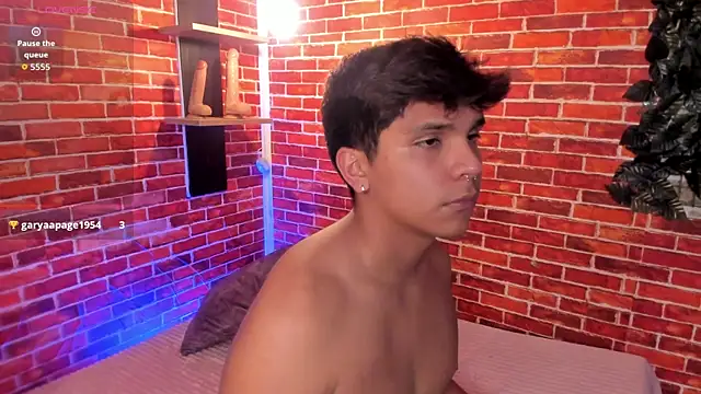 Thiago_Kozak 在線直播表演