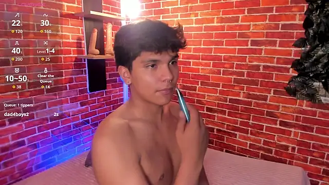 Thiago_Kozak Webcam-Show