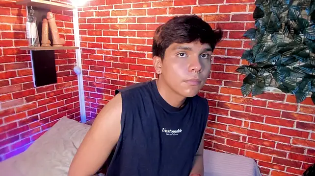 Thiago_Kozak's Webcam Show