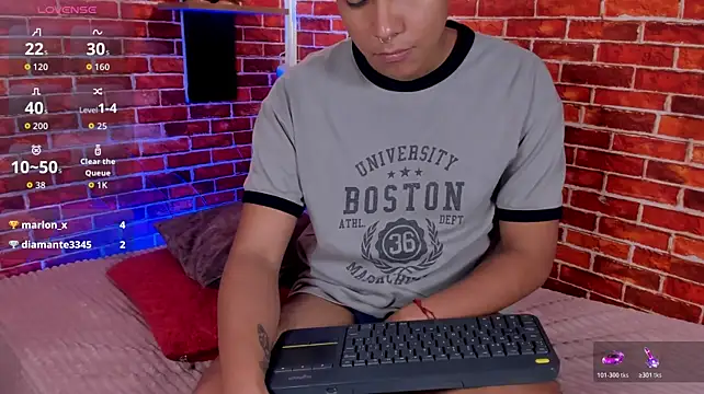 Show modela Thiago_Kozak na web-kameri