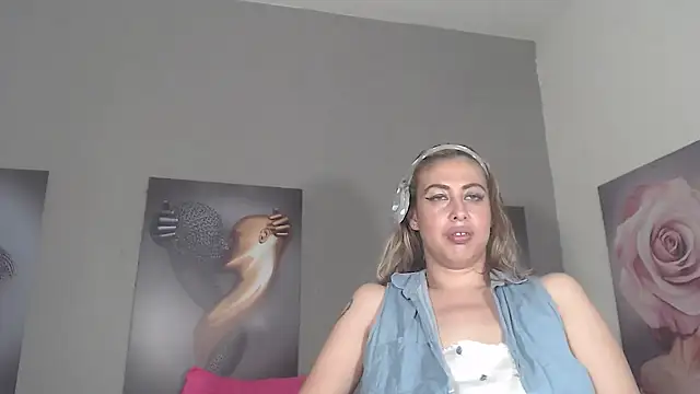 AntonellaBlanc XXX чат на живо