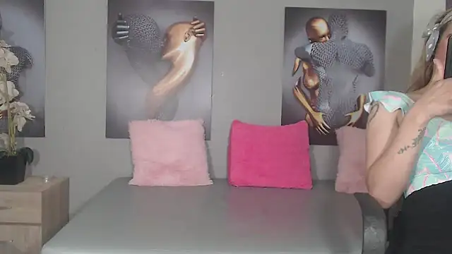 Chat +18 de AntonellaBlanc ao vivo