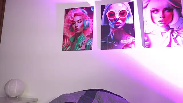 pocahotass_11's Webcam Show