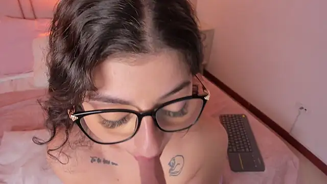 anntonella_watson – Naživo XXX chat