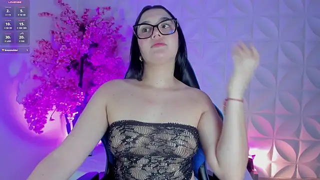 cristina_gallardo Show in webcam