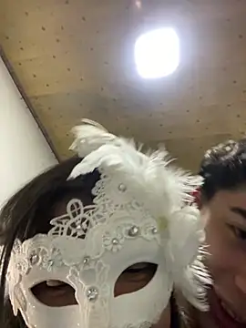 Show modela slowberv na web-kameri