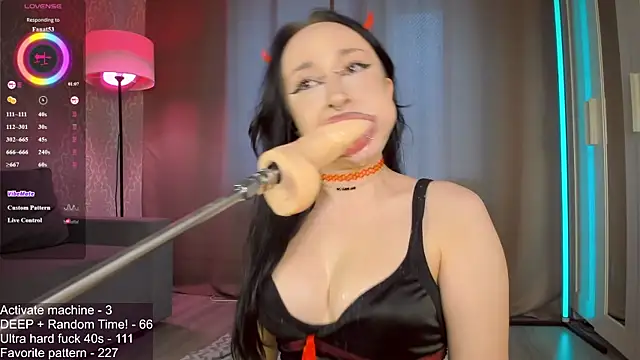Juicy_Vikki Webcamshow