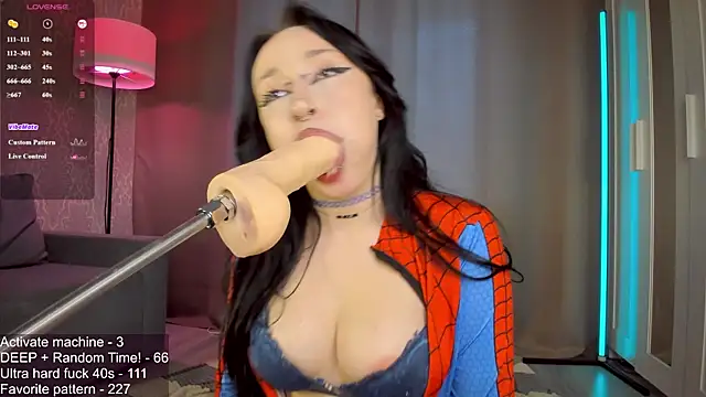 צ'אט XXX בשידור חי של Juicy_Vikki