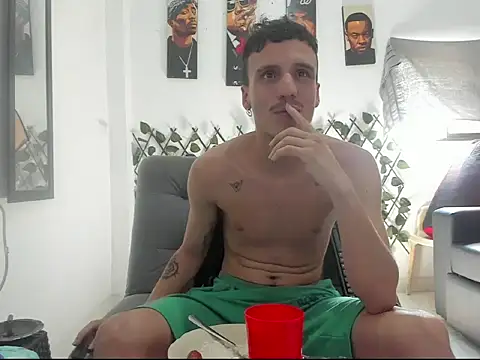 Latins_Boss Pertunjukan Webcam