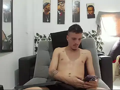 Latins_Boss webkamerás műsora