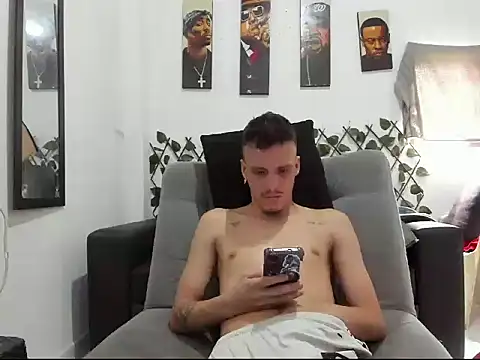 Latins_Boss Pertunjukan Webcam