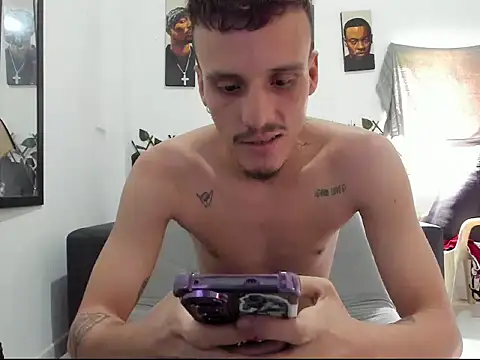 Latins_Boss Show Webcam