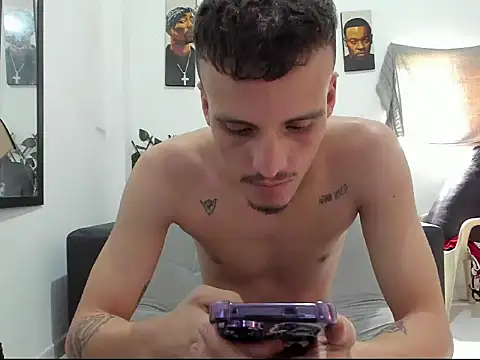 Latins_Boss Pertunjukan Webcam