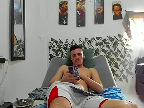 Latins_Boss Show Webcam