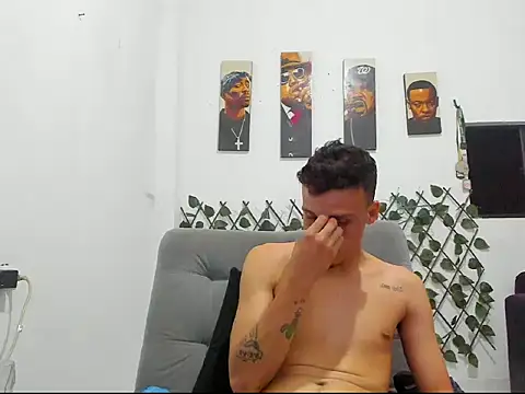 Latins_Boss Pertunjukan Webcam