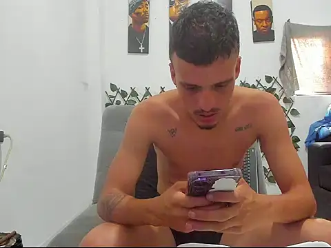 Latins_Boss Pertunjukan Webcam