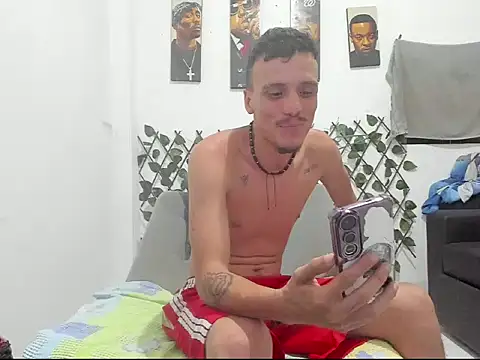 Latins_Boss Adlı Modelin Web Kamerası Şovu