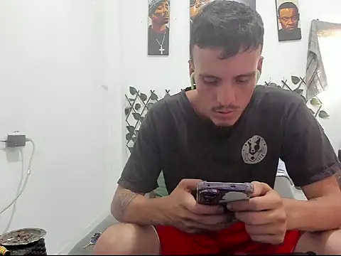 Latins_Boss Adlı Modelin Web Kamerası Şovu