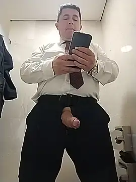 BigCristh79 Show in webcam